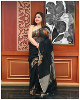 LINEN HALF CHAKRA JAMDANI SAREE (120 COUNT)