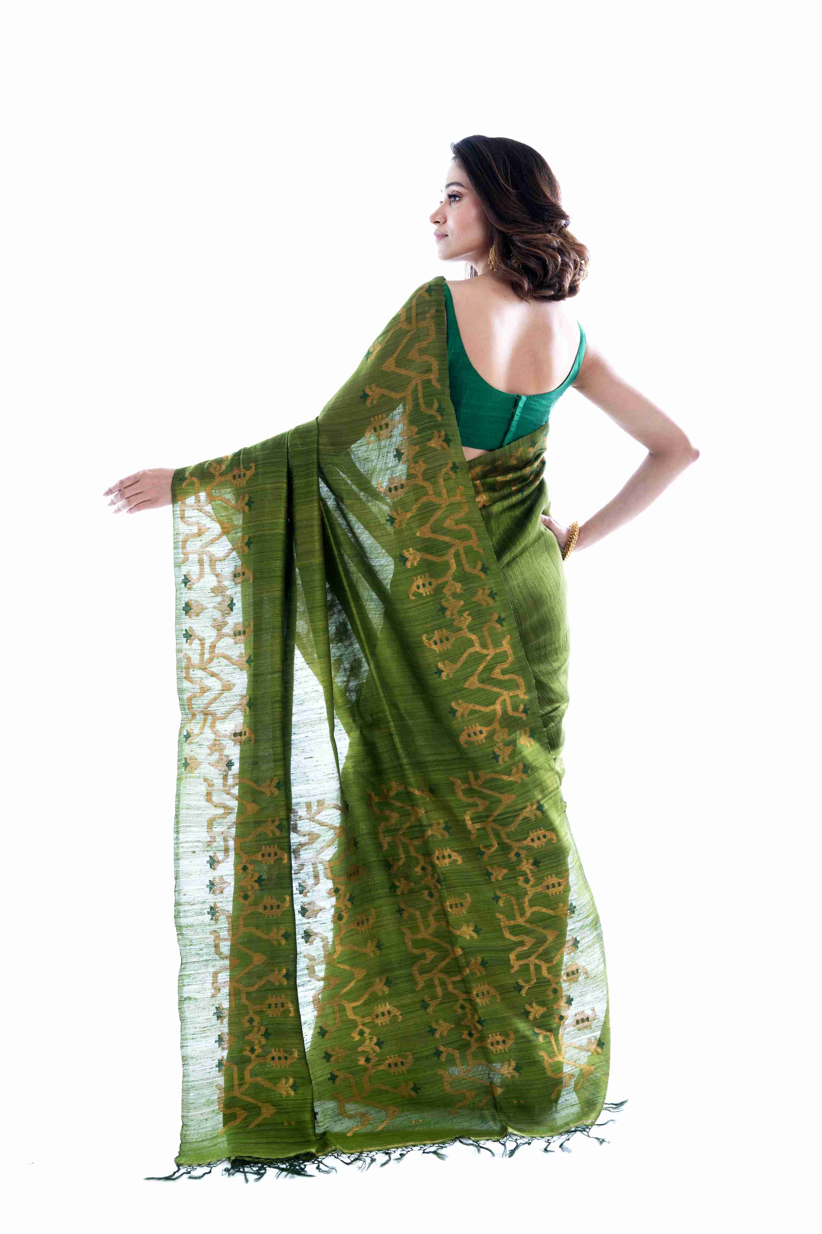 Handwoven Matka Silk Dhakai Jamdani Saree