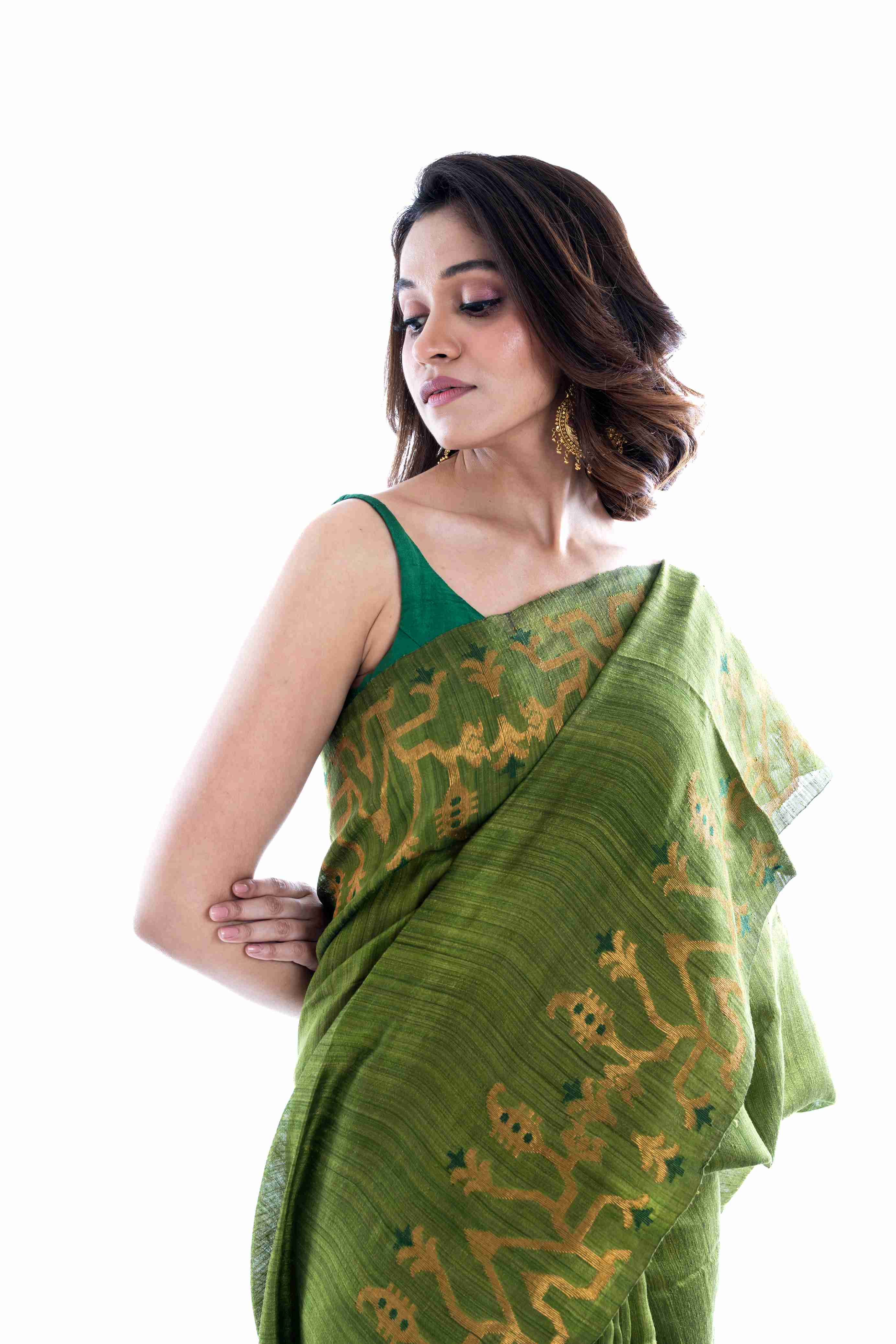 Handwoven Matka Silk Dhakai Jamdani Saree