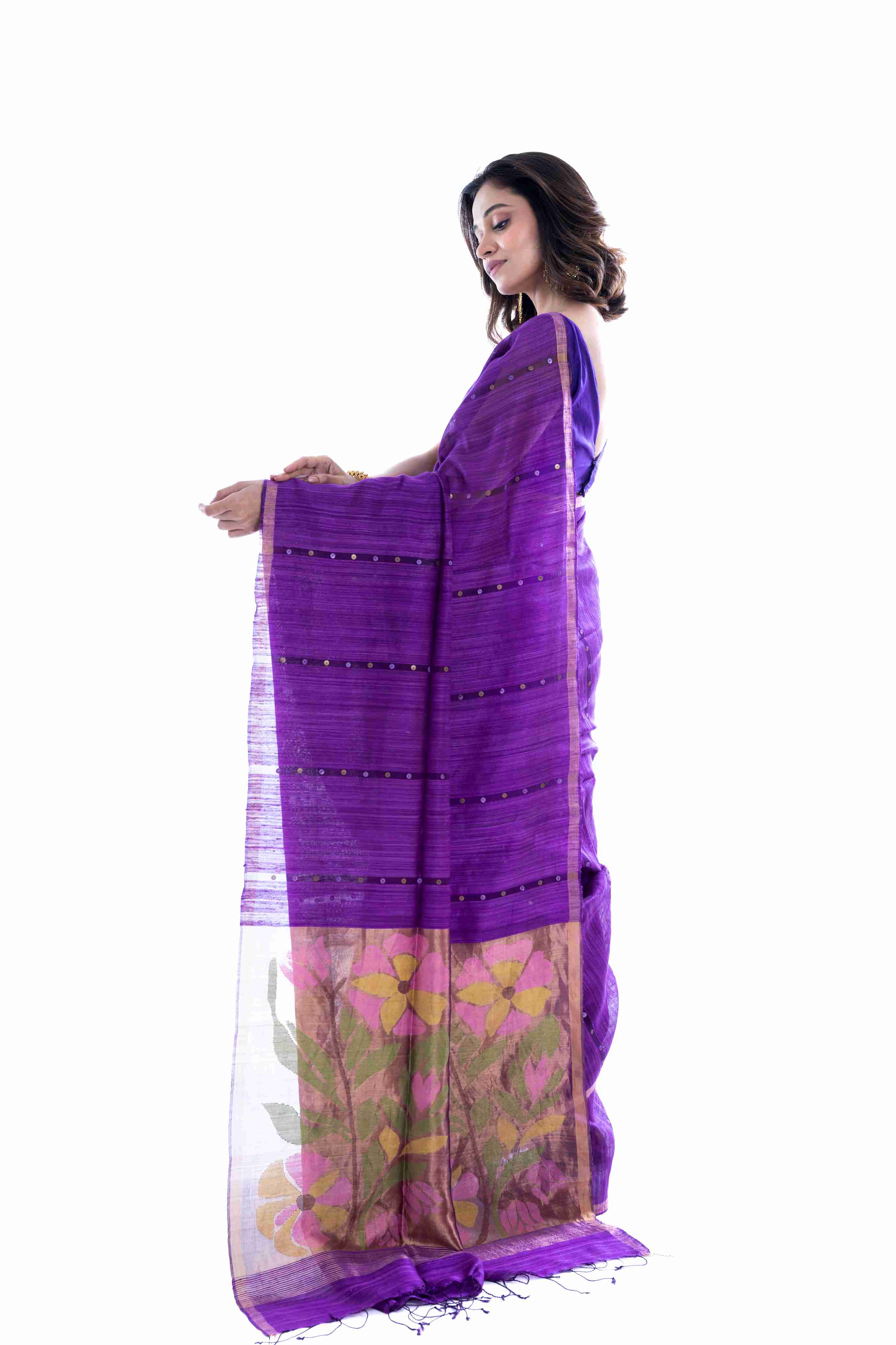 Pure Matka Silk Saree with Shell Body & Paithani Pallu