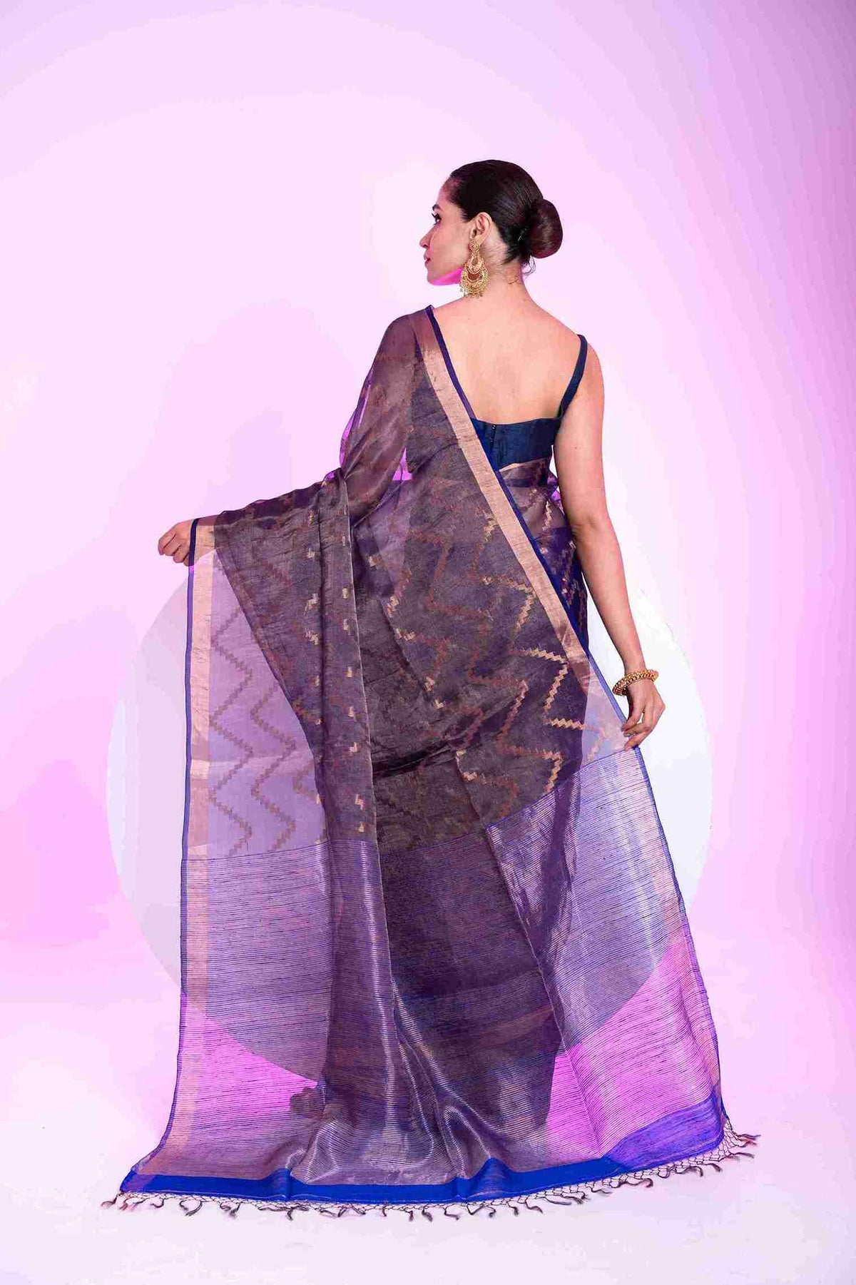 Pure Tissue Muslin Zigzag Jamdani Saree