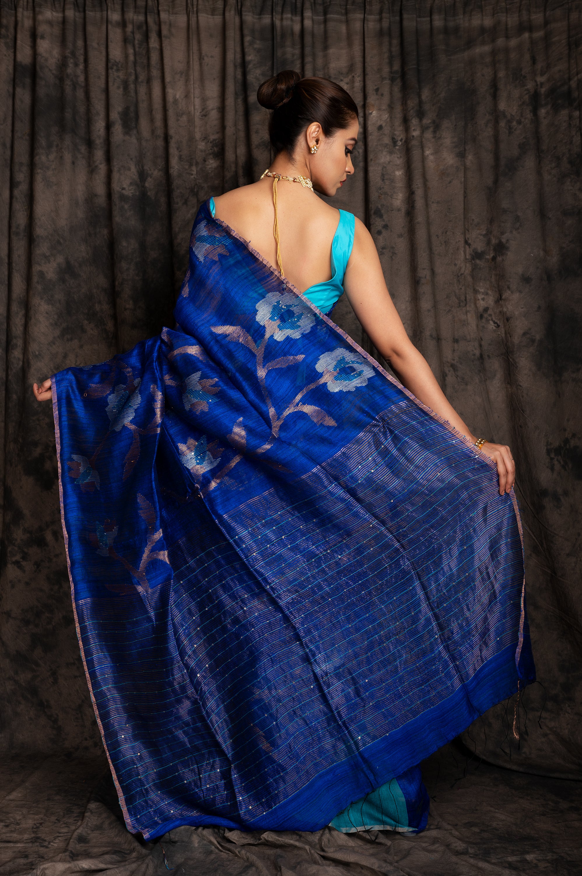 Matka  Rose All Over Sequins Jamdani In Blue Colour