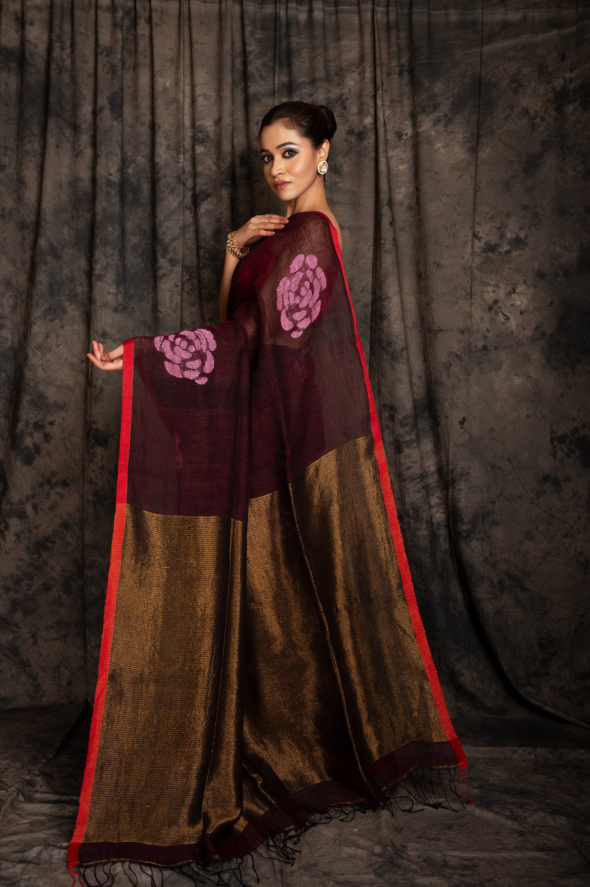 Linen Pink  Rose Jamdani In wine Colour