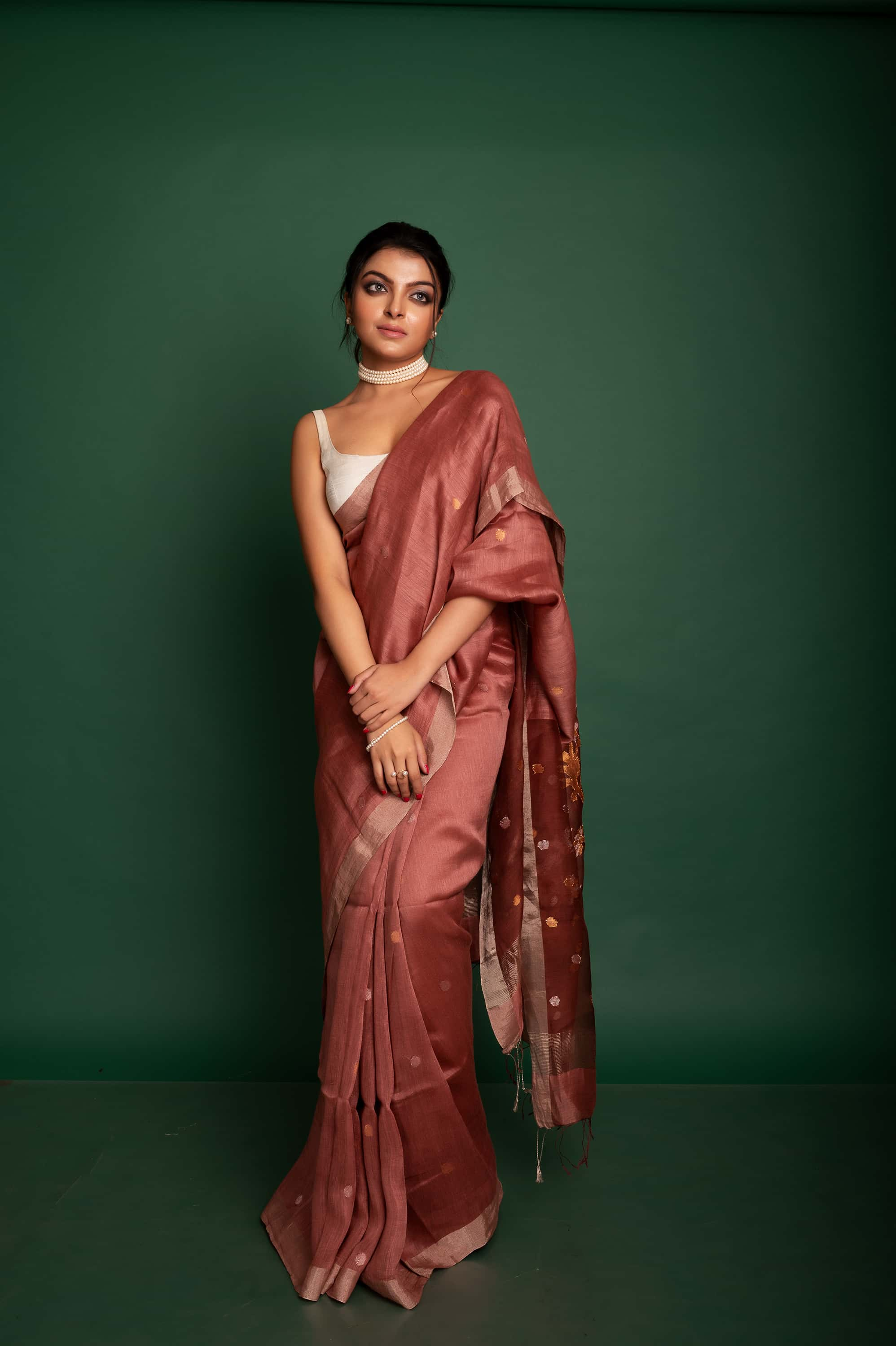 Silk Linen All Over Ball  Jamdani In Brown Colour