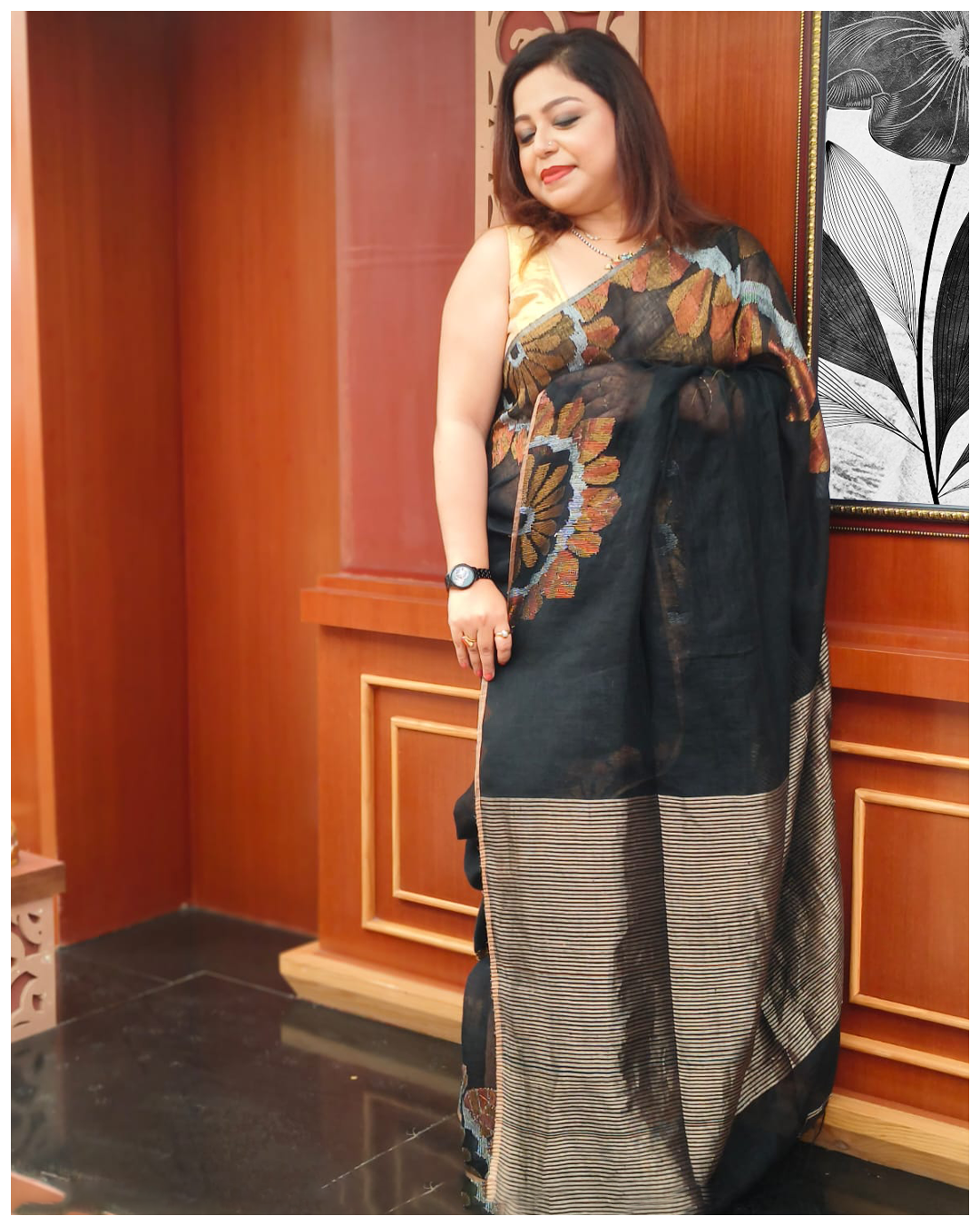 LINEN HALF CHAKRA JAMDANI SAREE (120 COUNT)