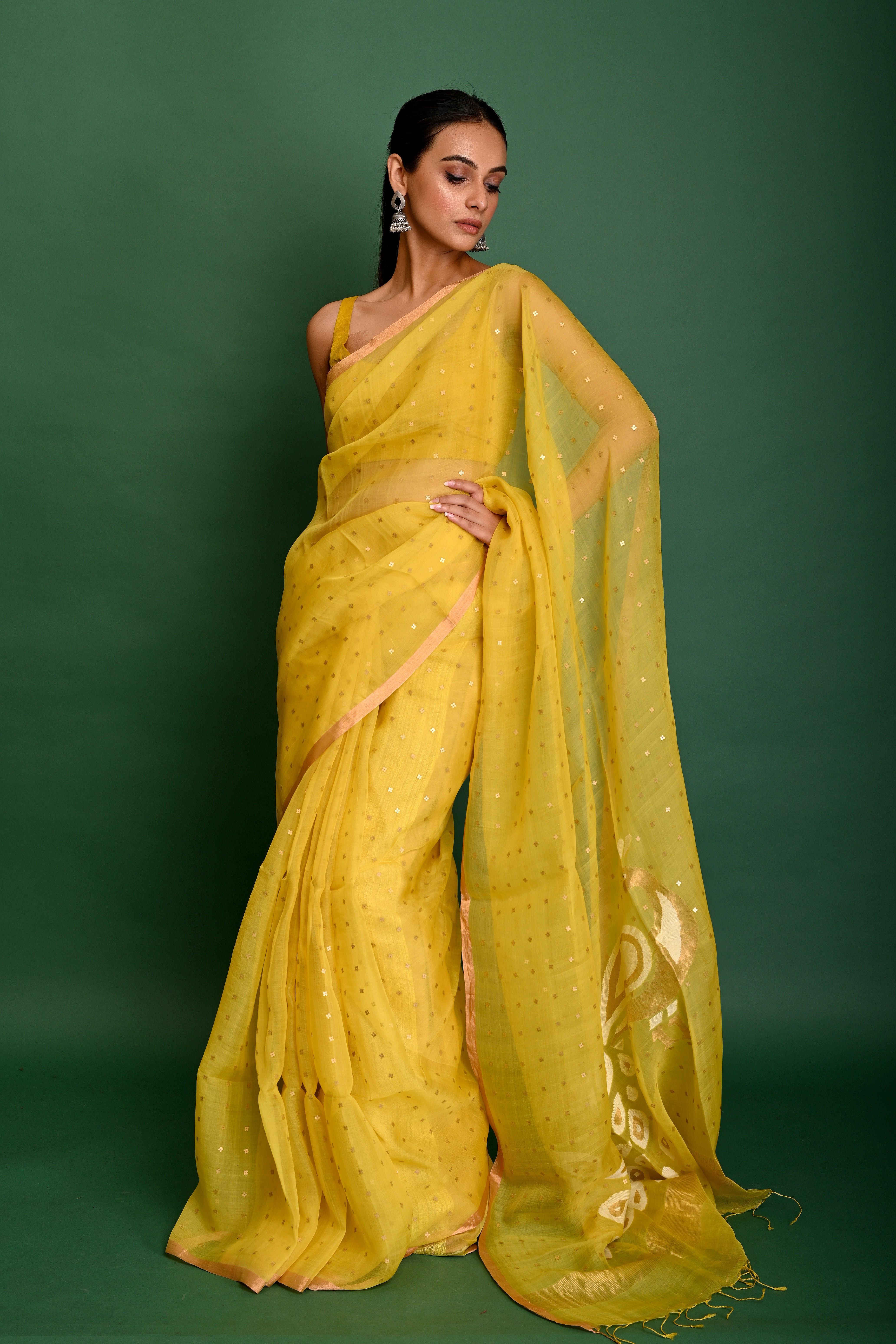 PURE MUSLIN PEACOCK JAMDANI SAREE