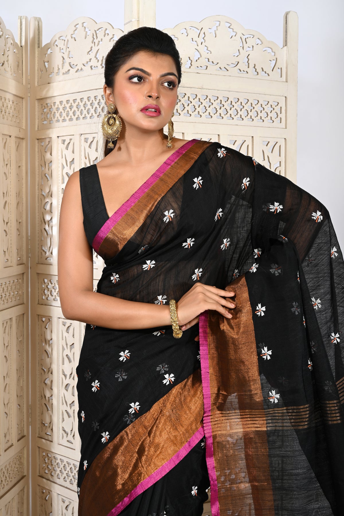 COTTON SILK ZARI PAR SHIULIFULL  SAREE