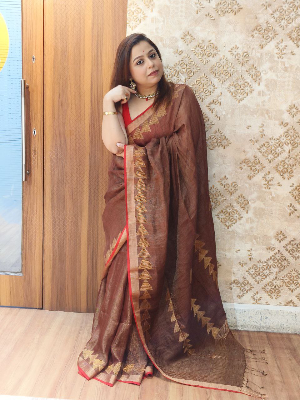 Pure Tissue Linen Temple Jamdani In Light Brown Colour